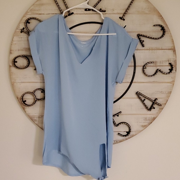 New York & Company Tops - 🏝Split neck side tie tee 🏝